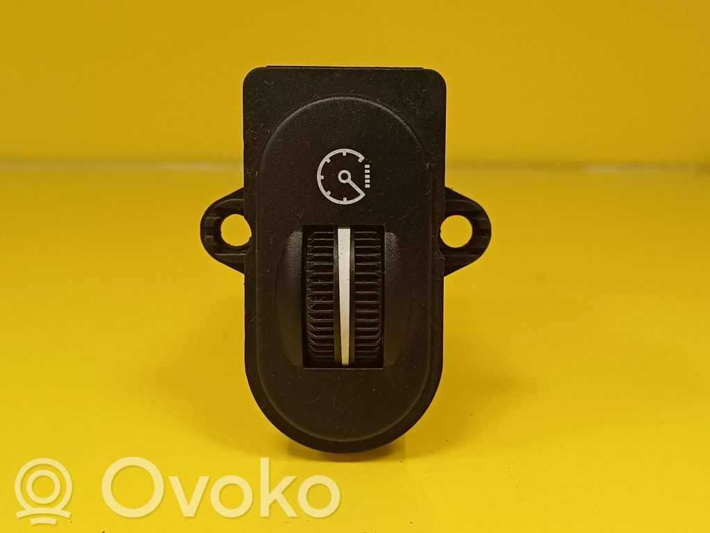 Panel lighting control switch   96BB13K752AB