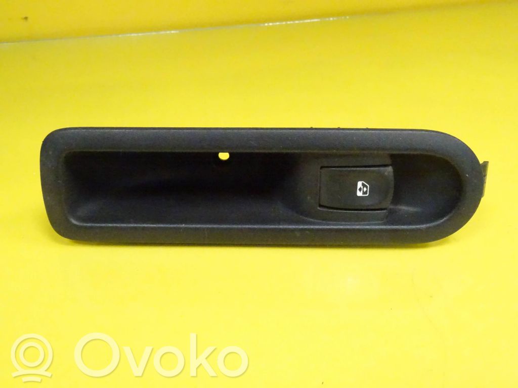Renault Modus Electric window control switch 