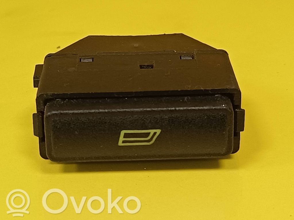 Audi A4 S4 B5 8D Central locking switch button 