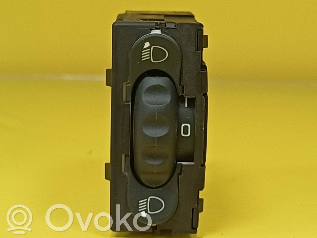 Renault Scenic I Žibintų aukščio reguliavimo jungtukas 