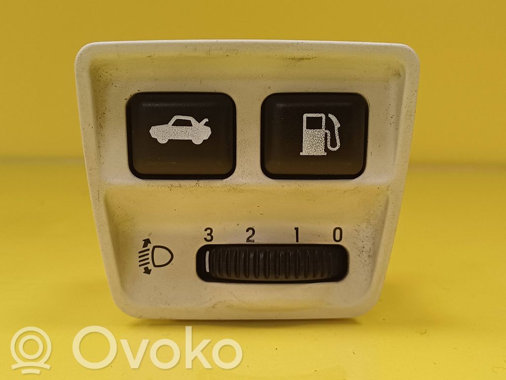 Jaguar S-Type Headlight level height control switch 