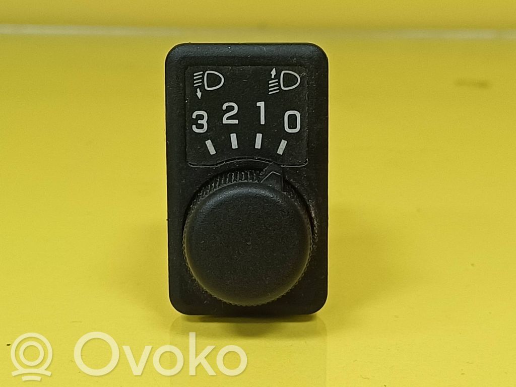 Nissan Primera Headlight level height control switch 