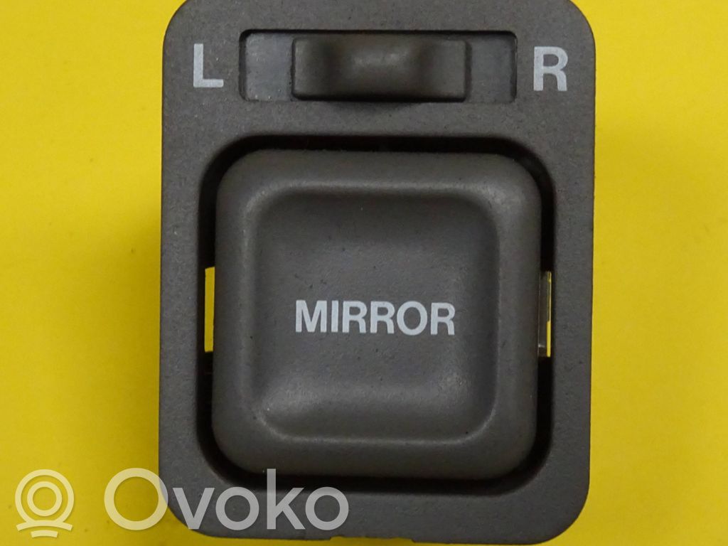 Interruptor del espejo lateral   1834982