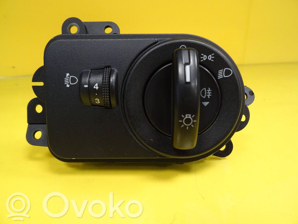 Ford Fusion Light switch 