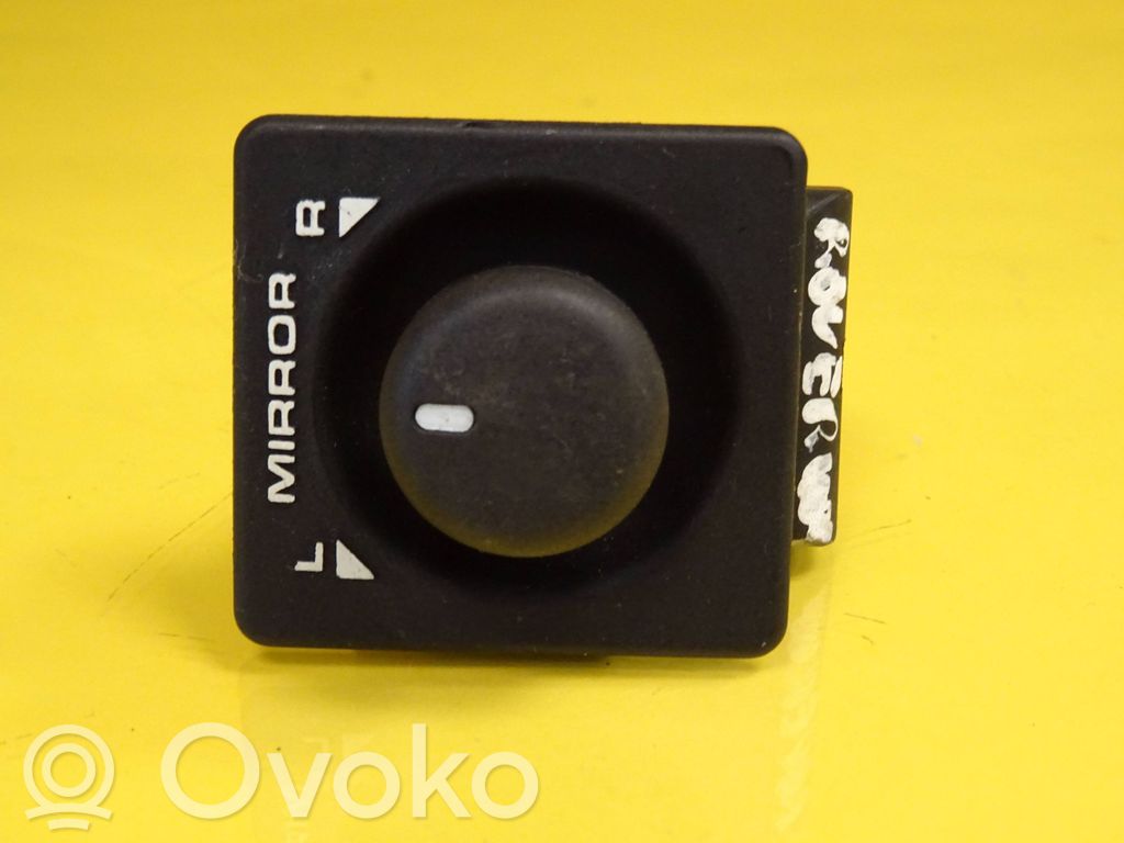 Wing mirror switch