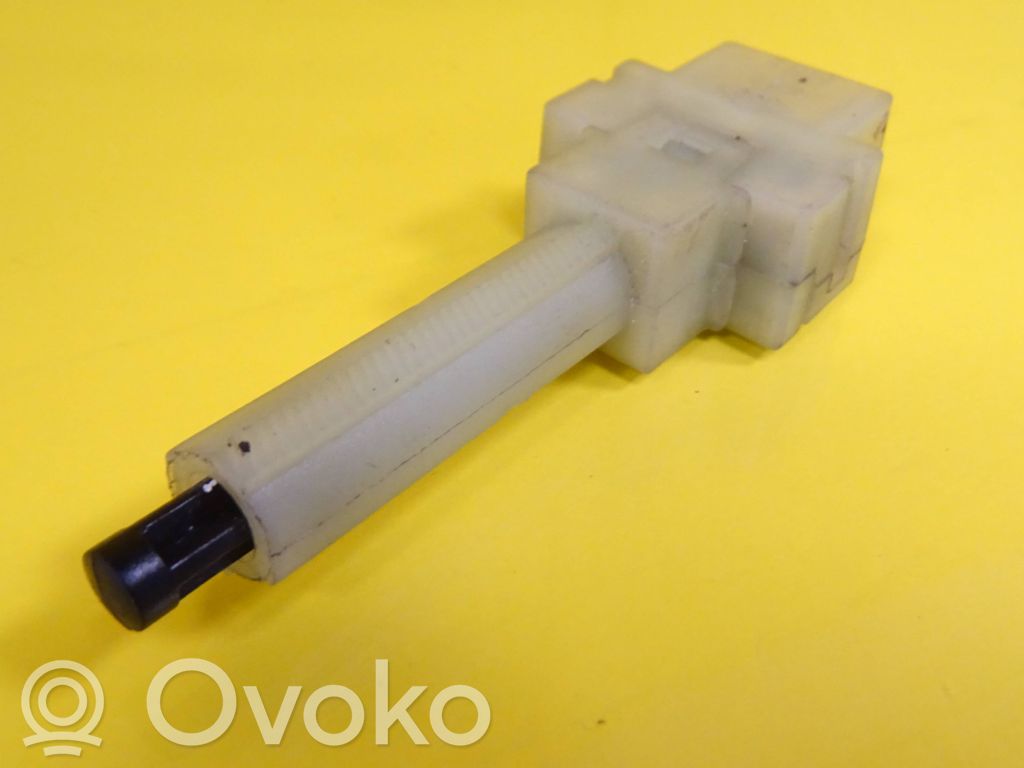 Brake pedal sensor switch   ROS427