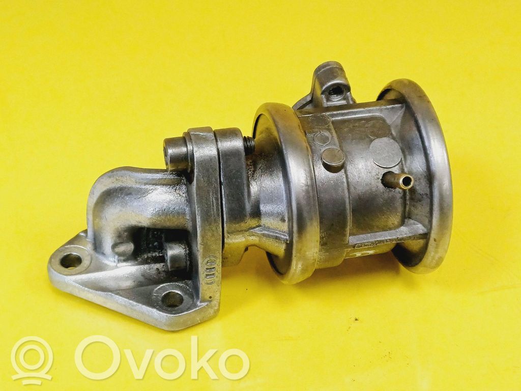Audi A4 S4 B5 8D Válvula EGR 