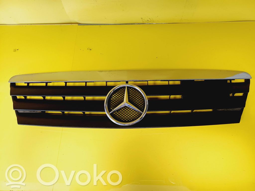 Front grill   1688800983