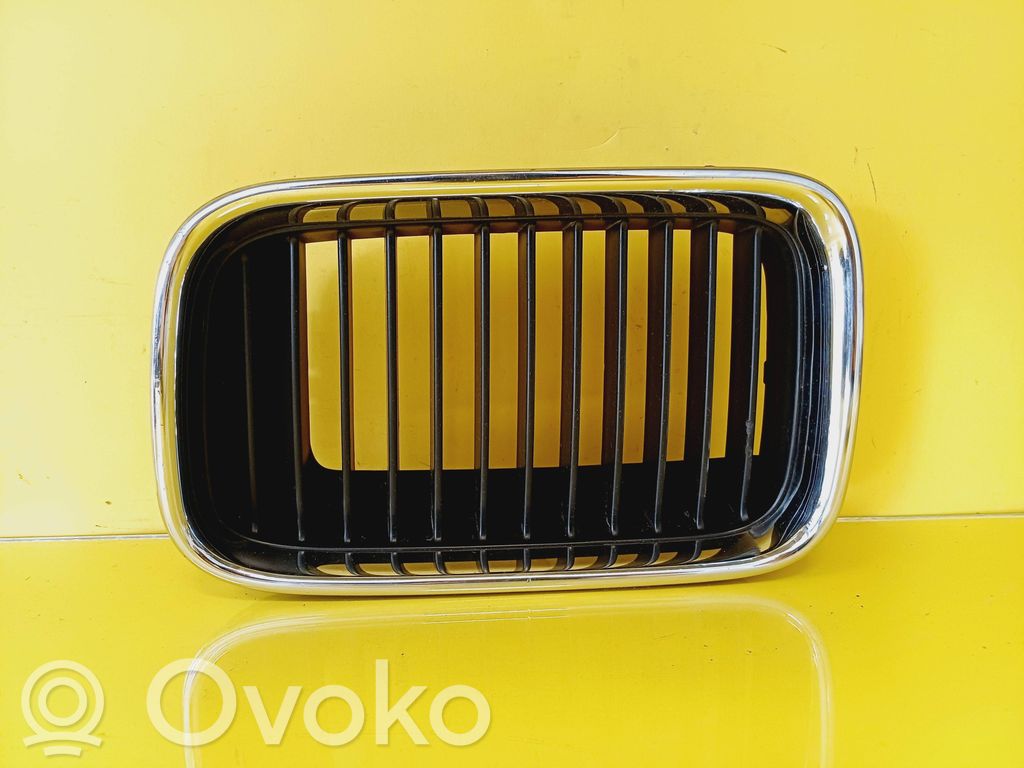 BMW 3 E36 Front grill 