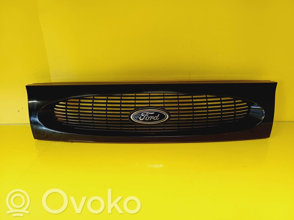 Ford Fiesta Rejilla delantera 