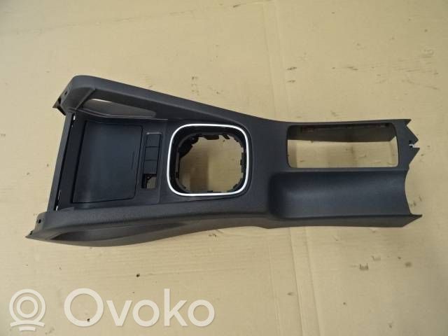 Centrālā konsole   1K0863243A