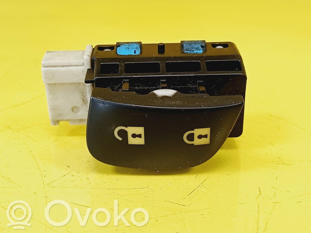 Central locking switch button   12791171