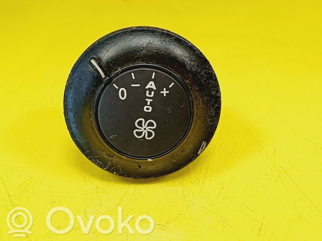 Interruptor de control del ventilador interior   A53000300