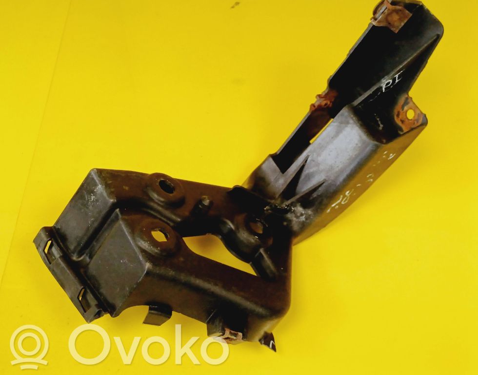 Rear bumper mounting bracket   4E0853914C
