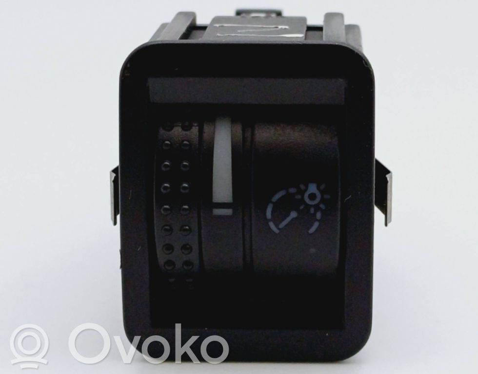 Volkswagen Golf IV Panel lighting control switch 