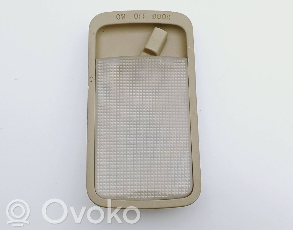Toyota Corolla Verso E121 Luz del asiento delantero 