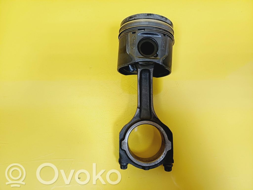 Ford Transit Piston with connecting rod 