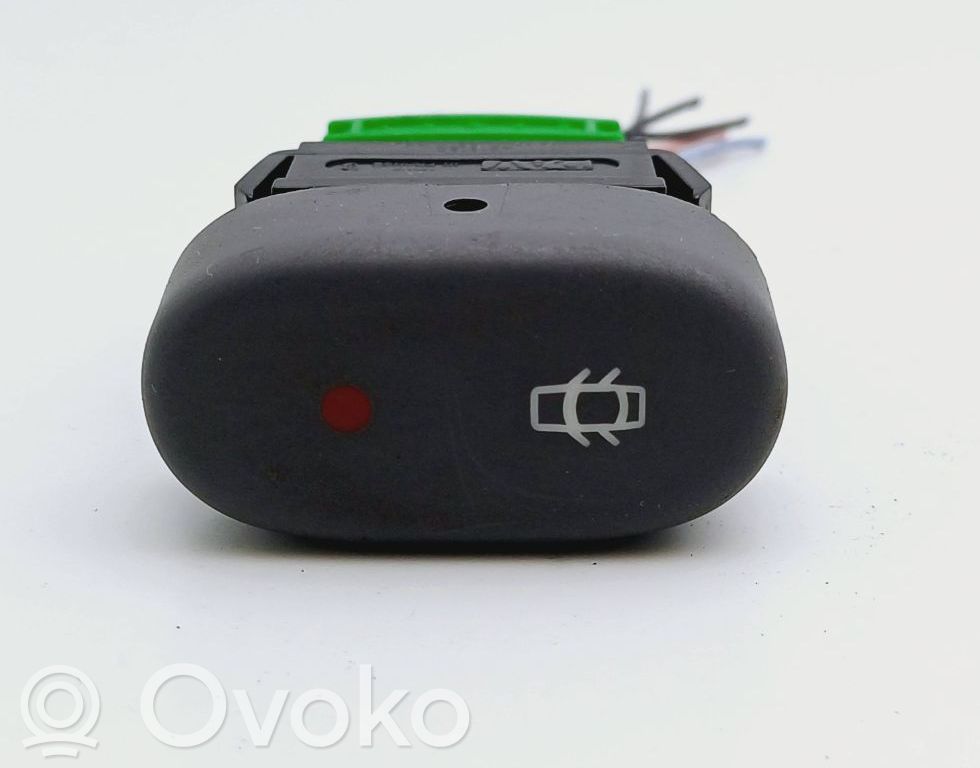 Renault Clio II Central locking switch button 
