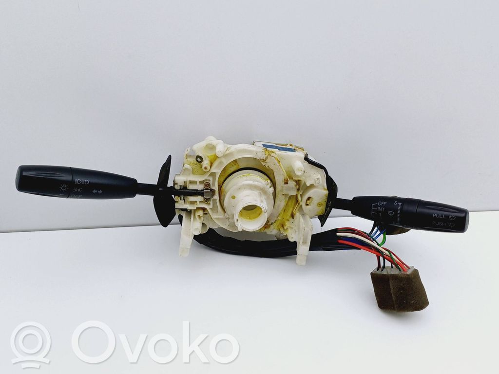 KIA Sephia Wiper turn signal indicator stalk/switch 