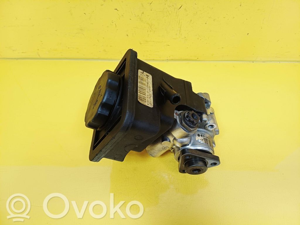 BMW 3 E46 Power steering pump 