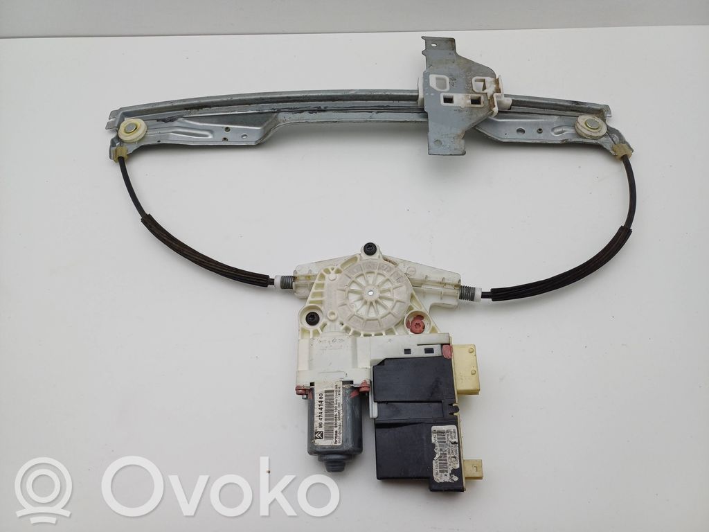 Citroen C4 I Priekšpusē elektriskā loga pacelšanas mehānisma komplekts 