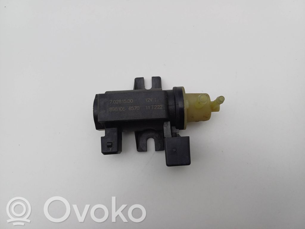 Opel Astra H Válvula de vacío 