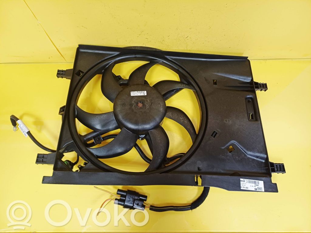 Opel Corsa D Elektrinis radiatorių ventiliatorius 