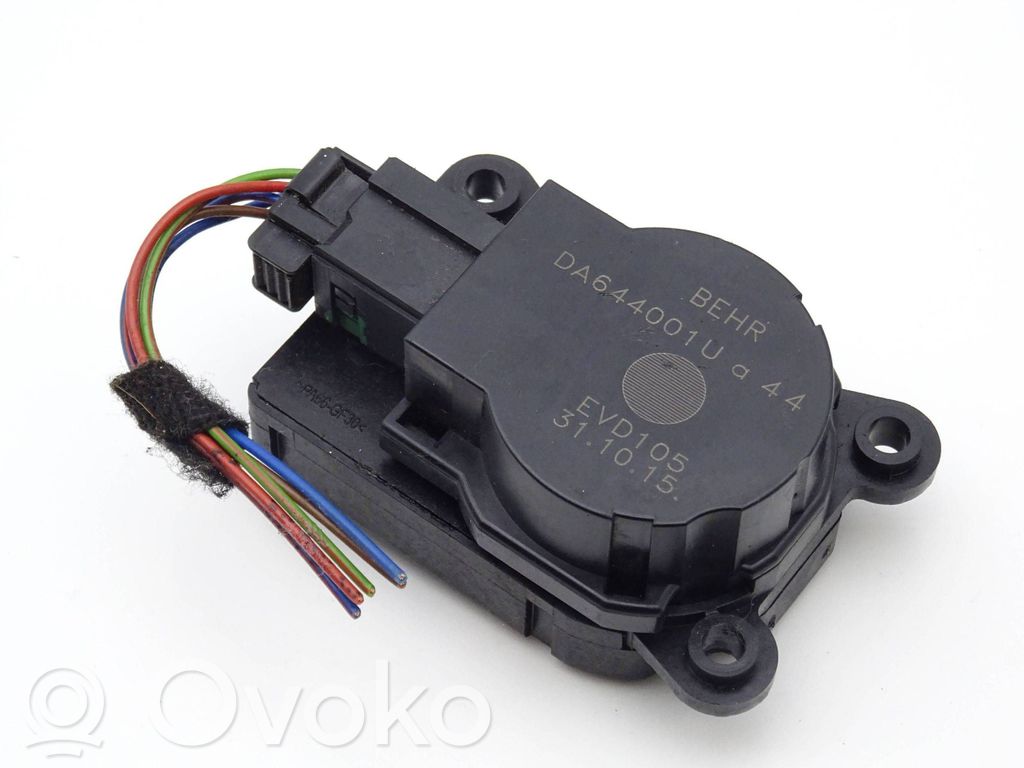 Opel Astra J Tuloilmaventtiilin käyttömoottori 