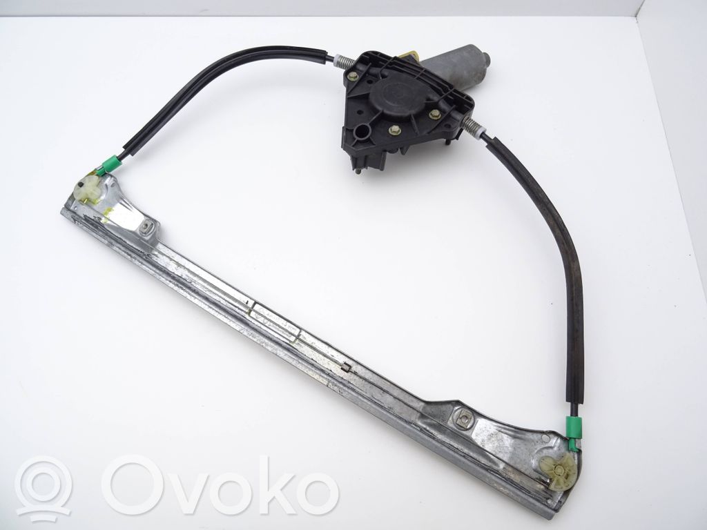 Renault Clio II Etuoven ikkunan nostin moottorilla 