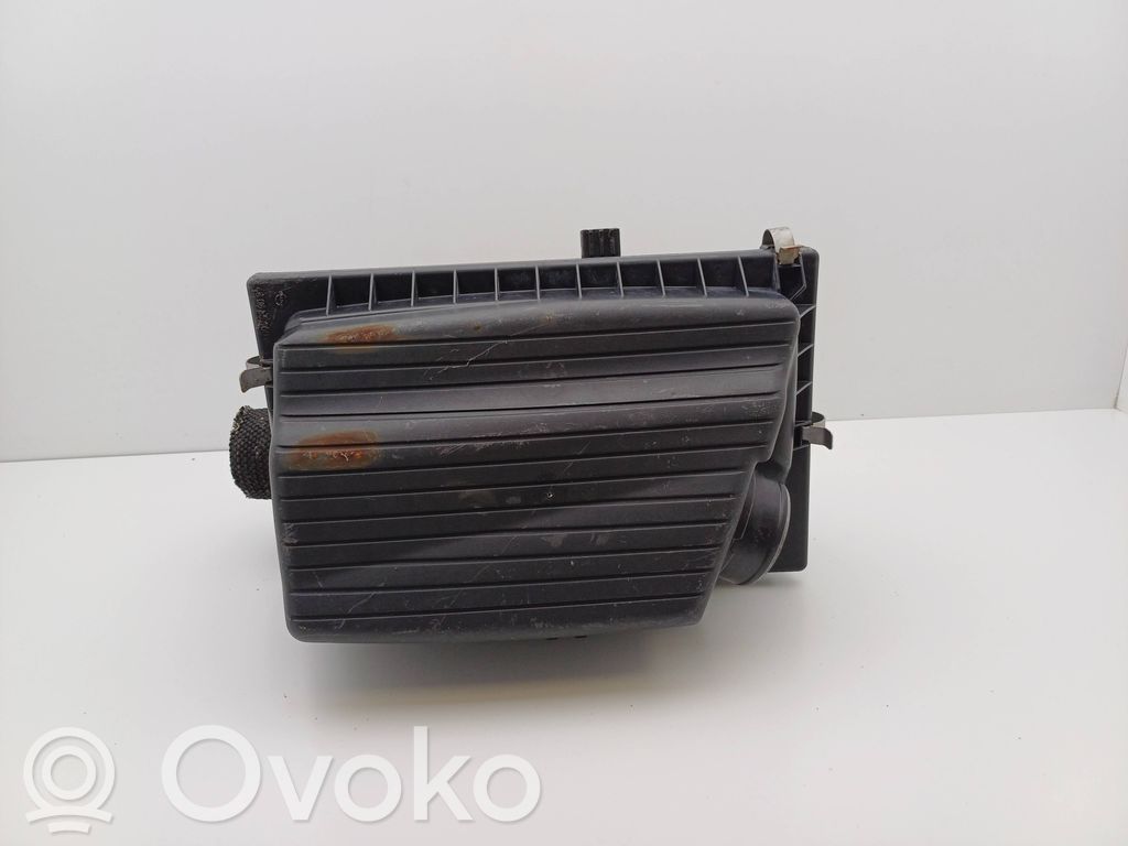Opel Vectra B Ilmansuodattimen kotelo