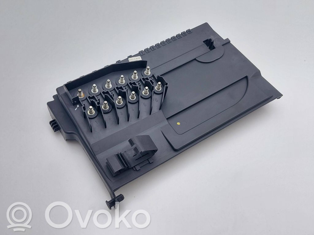 Skoda Fabia Mk1 (6Y) Module de fusibles 