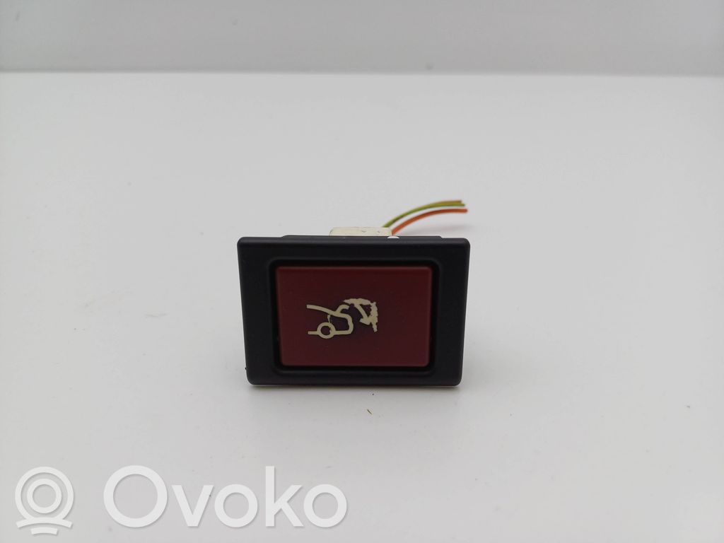 Peugeot 607 Aizmugurējo durvju aizvēršanas slēdzis
