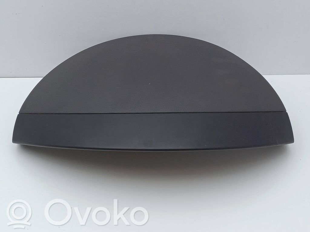 Volkswagen Touareg I Dashboard trim 