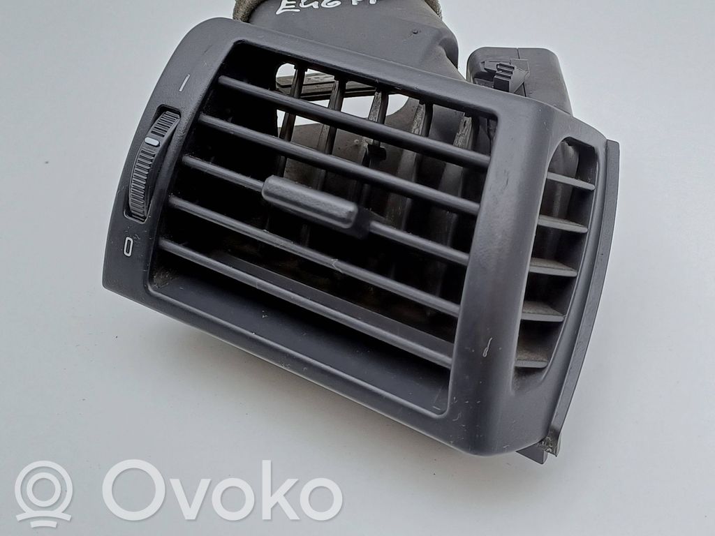 BMW 3 E46 Grilă ventilație/ramă laterală bord 