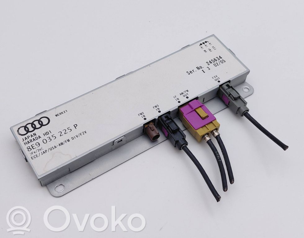 Audi A4 S4 B7 8E 8H Antenos stiprintuvas