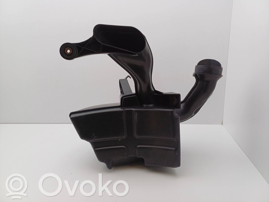 Ford Focus Rezonator / Dolot powietrza 
