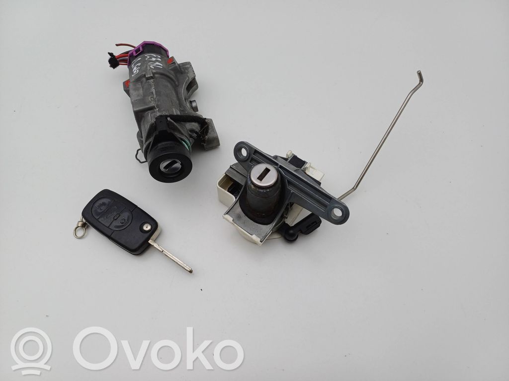 Audi A3 S3 8L Aizdedzes atslēga 