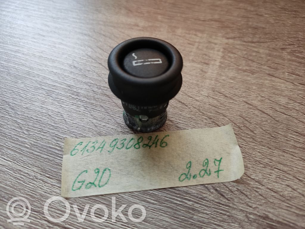 BMW 3 G20 G21 Cigarette lighter front 