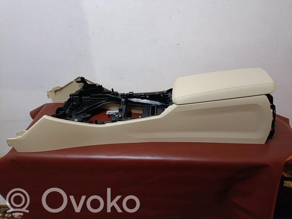 BMW 3 G20 G21 Consolă centrală 