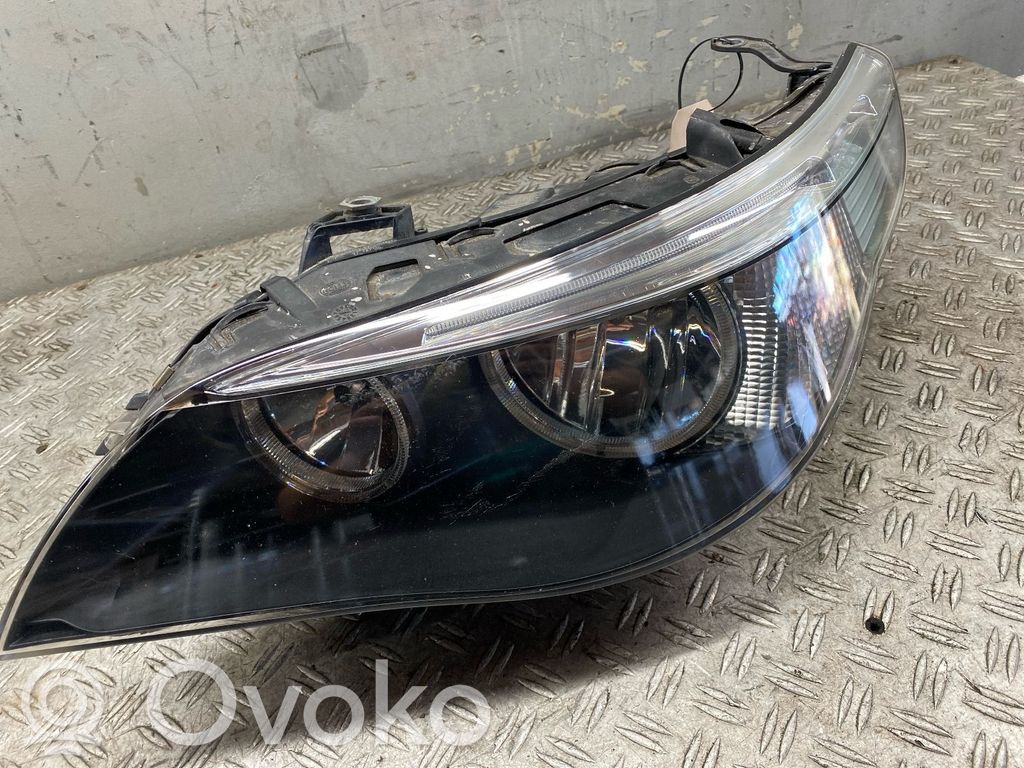 BMW 5 E60 E61 Priekinis žibintas 
