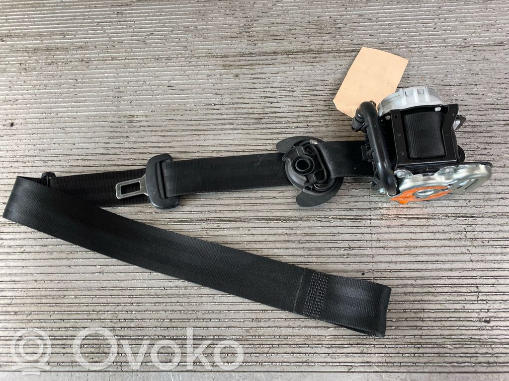 Audi A3 S3 8V Cinturón delantero 