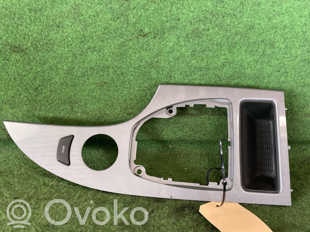 Moldura del panel   6974703