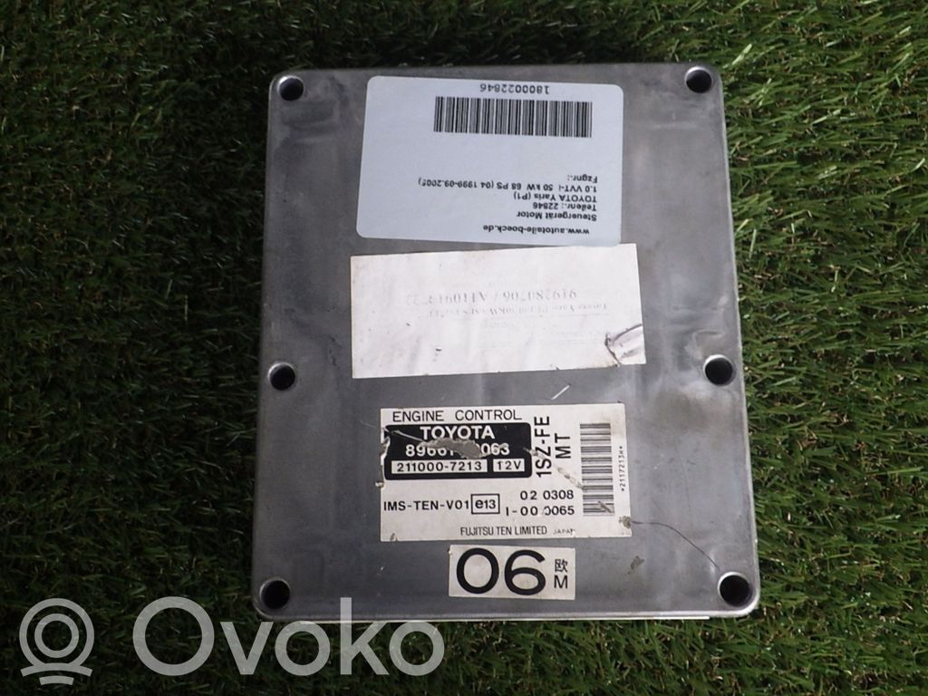 Toyota Yaris Engine control unit/module 