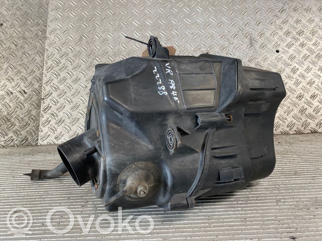 Audi A8 S8 D3 4E Oro filtro dėžė 