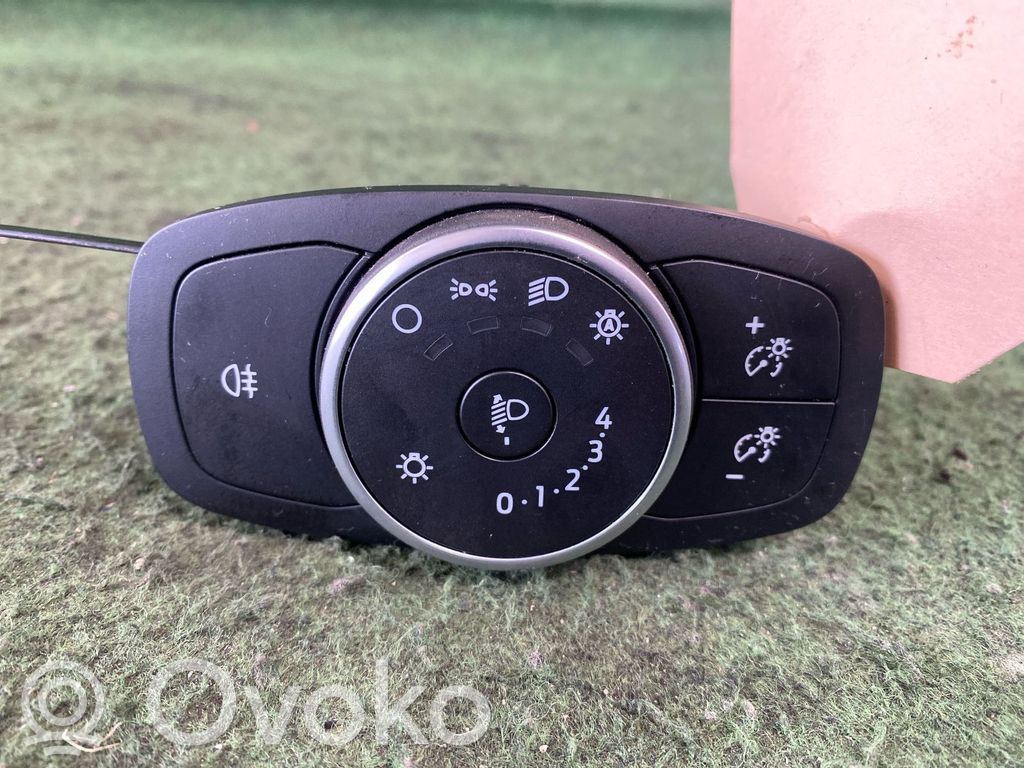 Ford Fiesta Interruptor de luz 