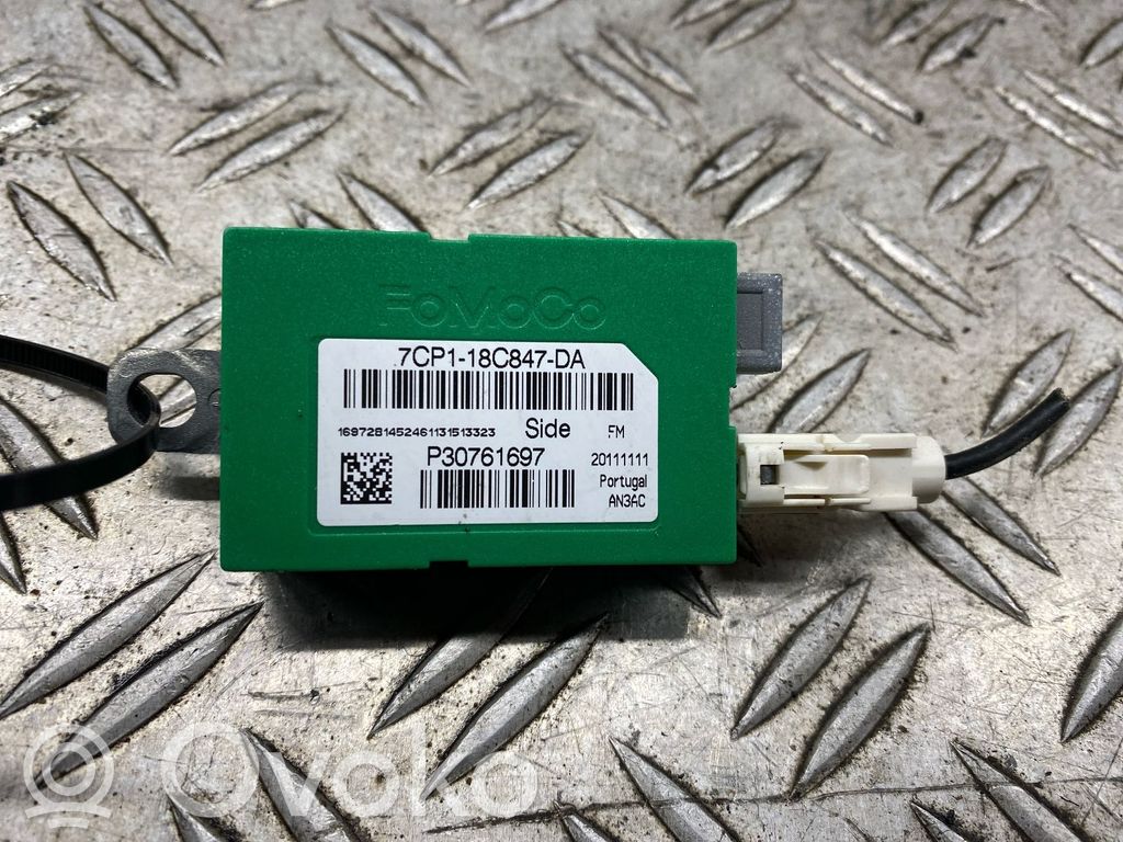Ford Kuga I Antenos stiprintuvas 