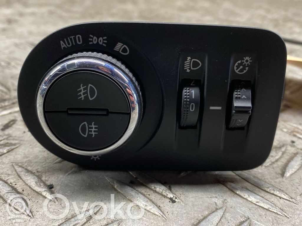 Opel Crossland X Interruptor de luz 