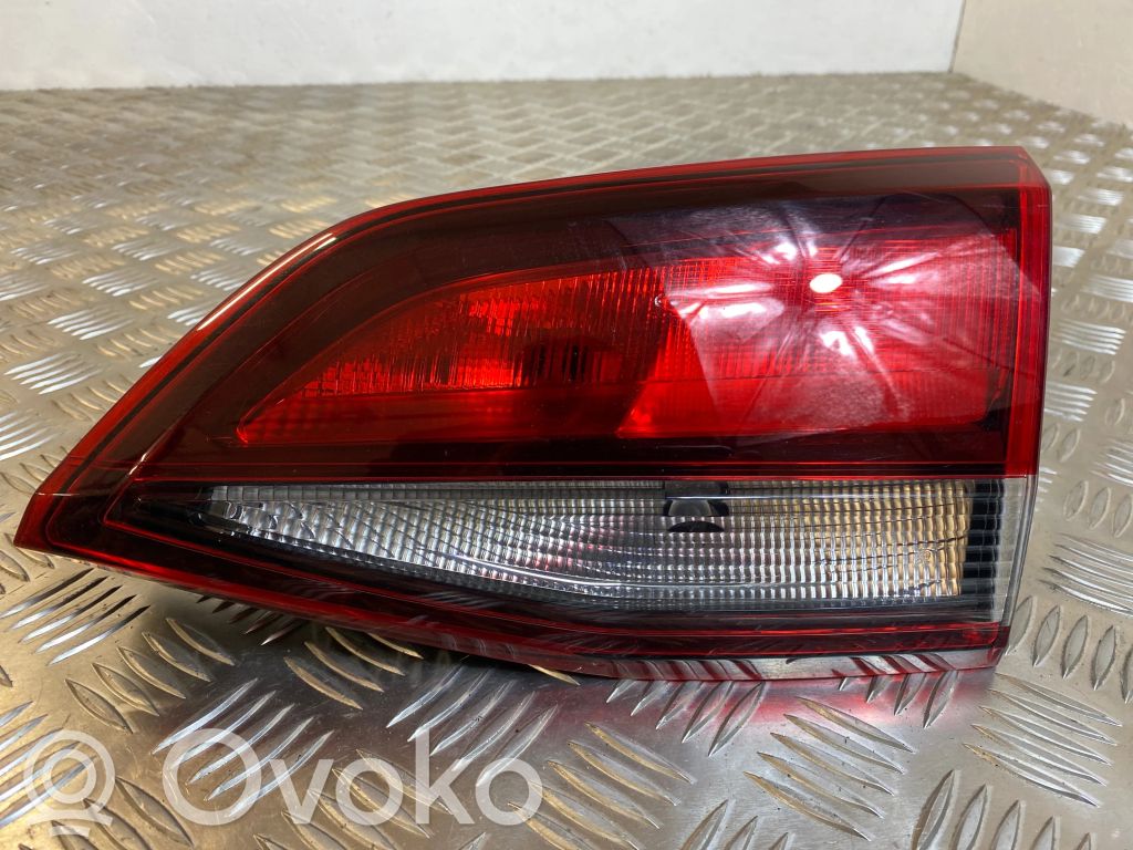 Opel Astra K Takaluukun takavalot 