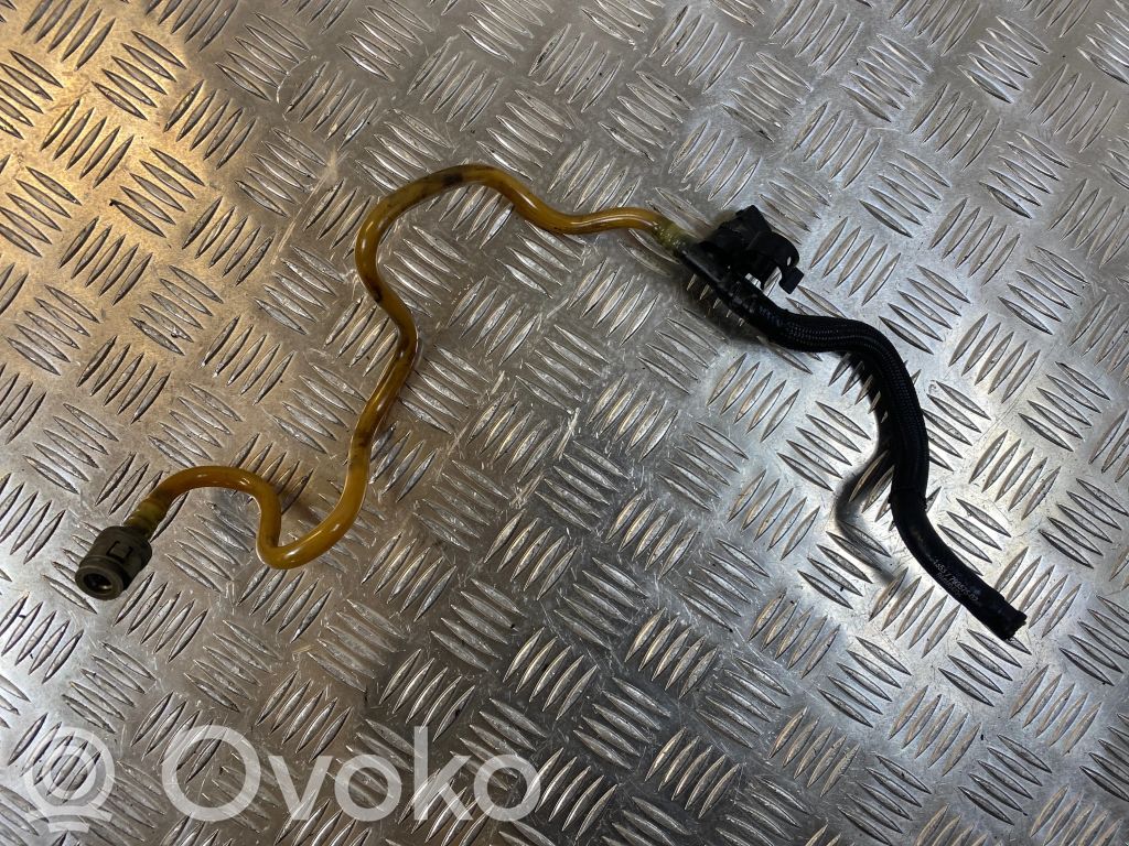 BMW 5 E60 E61 Caurule (-es) / šļūtene (-es) 