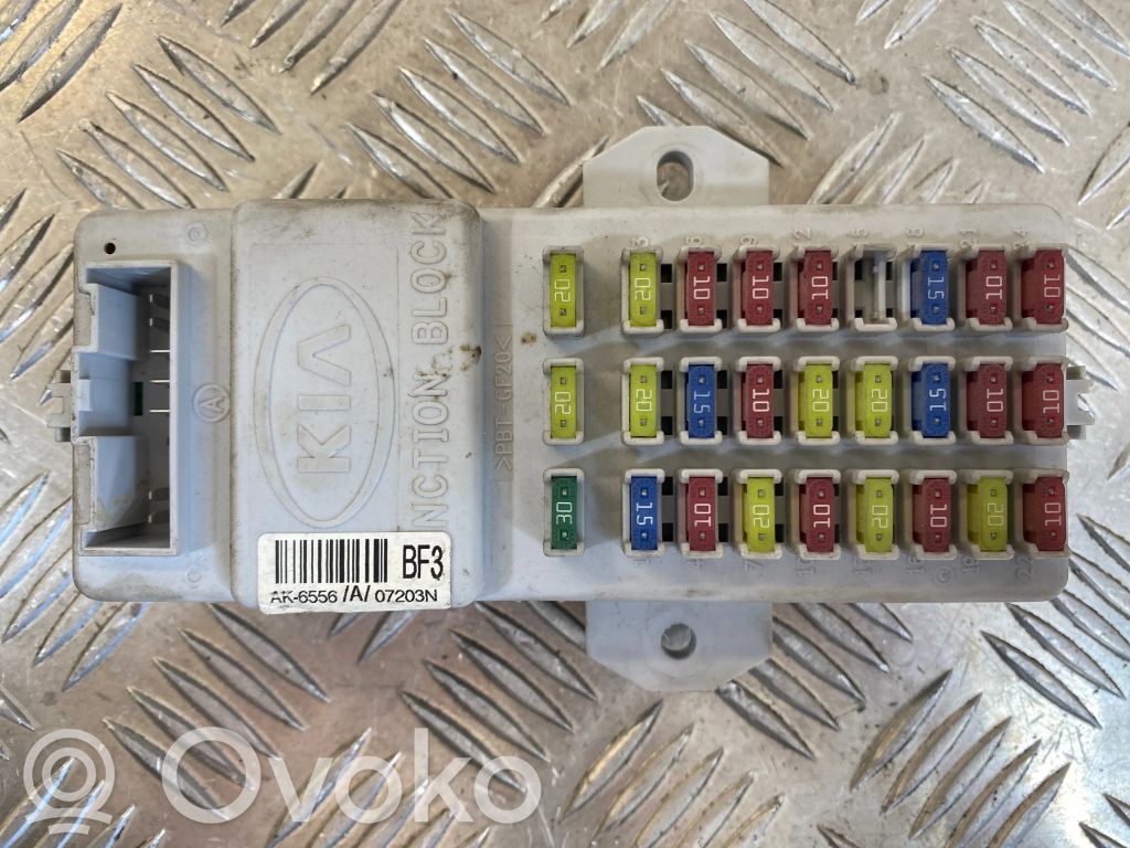KIA Sorento Módulo de fusible 